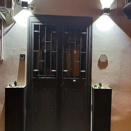 Casa Elivi Ballaro 2 Passi Dal Centro Storico, Parcheggio E Stazione Ferroviaria