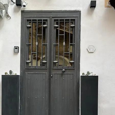 Casa Elivi Ballaro 2 Passi Dal Centro Storico, Parcheggio E Stazione Ferroviaria *