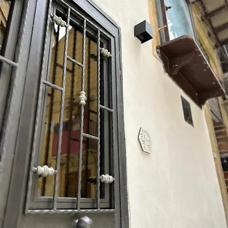 Casa Elivi Ballaro 2 Passi Dal Centro Storico, Parcheggio E Stazione Ferroviaria *