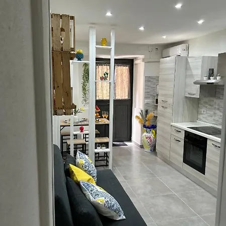 度假居 Casa Elivi Ballaro 2 Passi Dal Centro Storico, Parcheggio E Stazione Ferroviaria *
