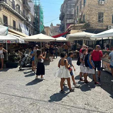 度假居 Casa Elivi Ballaro 2 Passi Dal Centro Storico, Parcheggio E Stazione Ferroviaria